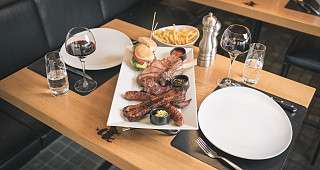 Dîner au restaurant The Steakhouse Dîner au restaurant The Steakhouse